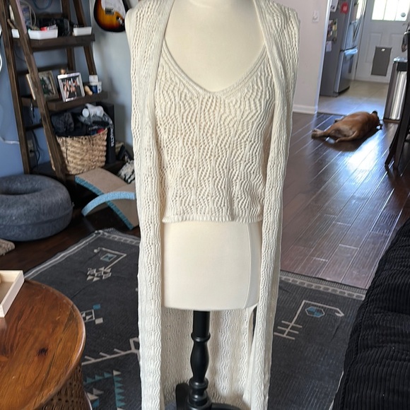 Elegant Cream Sweater Set - Picture 1 of 8